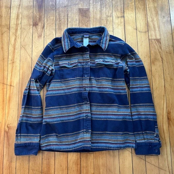 Patagonia Women’s Long-Sleeved Fjord Flannel Shirt Gaucho Stripe Classic Navy 6 - Picture 1 of 7